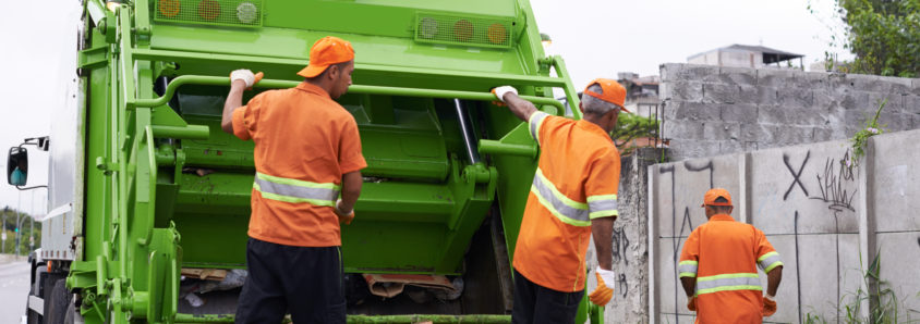 Safety Tips for Garbage Truck Drivers and Garbage Collection Companies